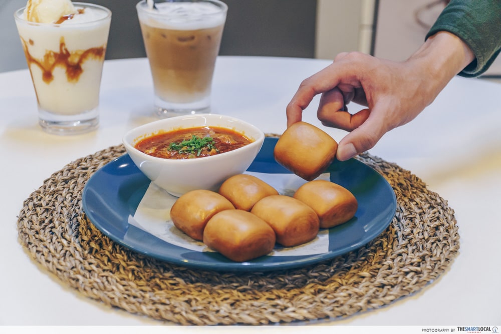 Hungry Bear Cafe - Chilli Crab Mantou