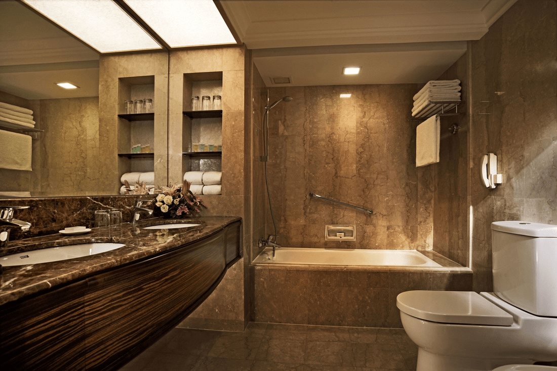 traveloka-staycation-packages - York Hotel Bathroom
