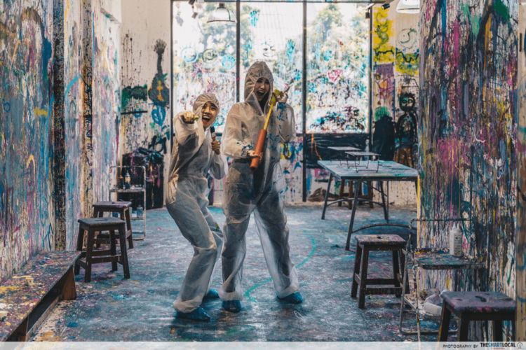 Splat Paint House Now Has GlowInTheDark Neon Paint Parties With