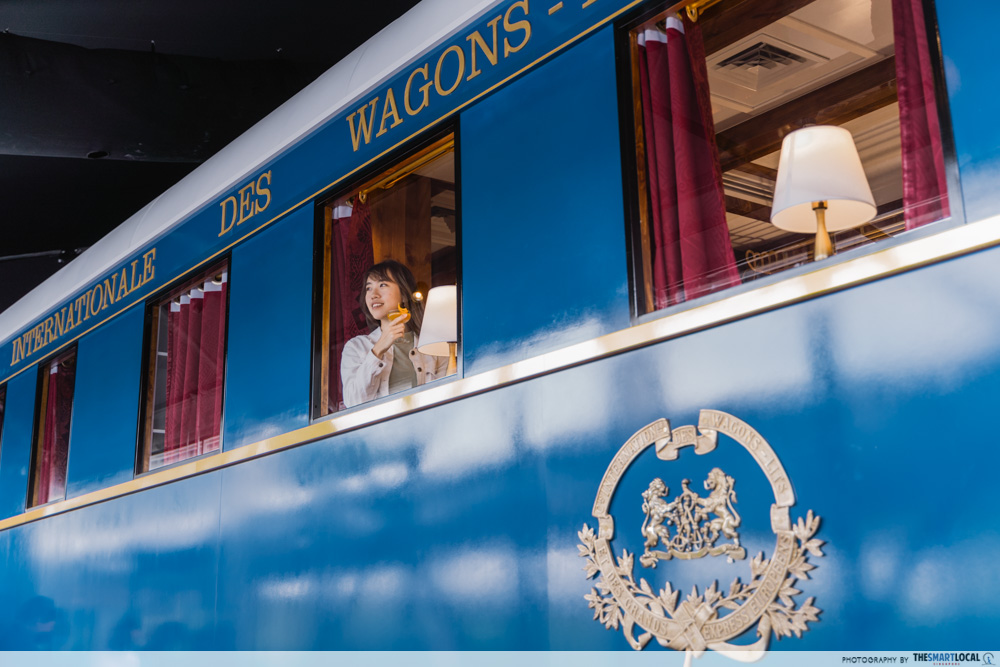 valentines day date ideas (2) - orient express carriage