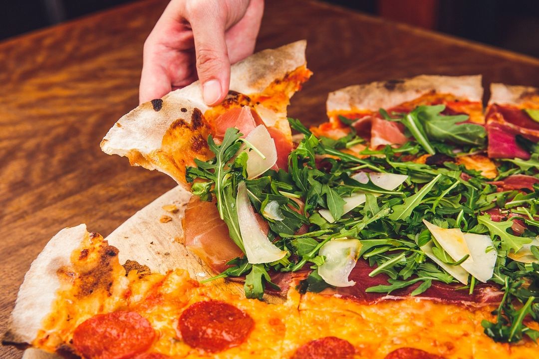 1-for-1 dining deals - Peperoni Pizzeria