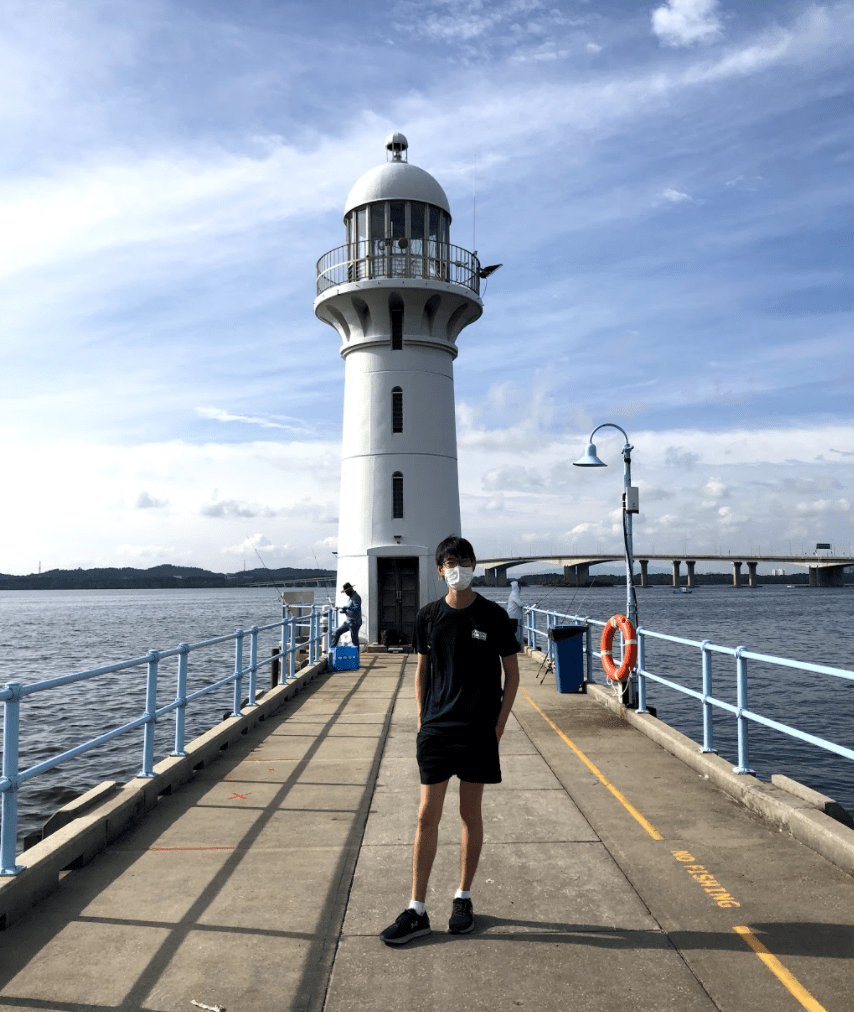 marina bay lighthouse