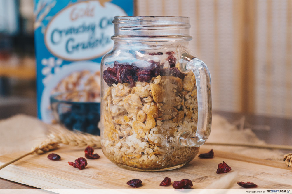 easy oats recipes - microwave mug oat granola