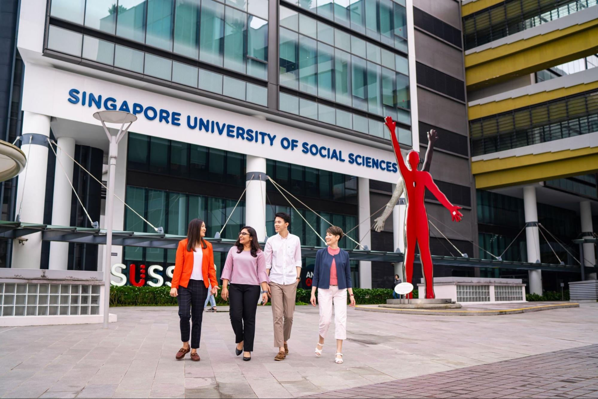 comparison of university courses - Singapore University of Social Sciences Bachelor of Laws