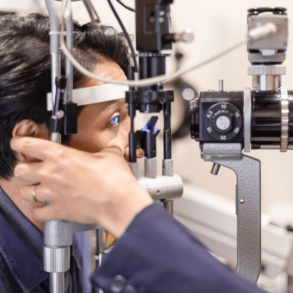 Lasik In Singapore How It Works & Surgery Places For 10/10 Eyesight