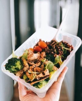 7 Healthy Food Delivery Services For Those With No Time For Meal Prep