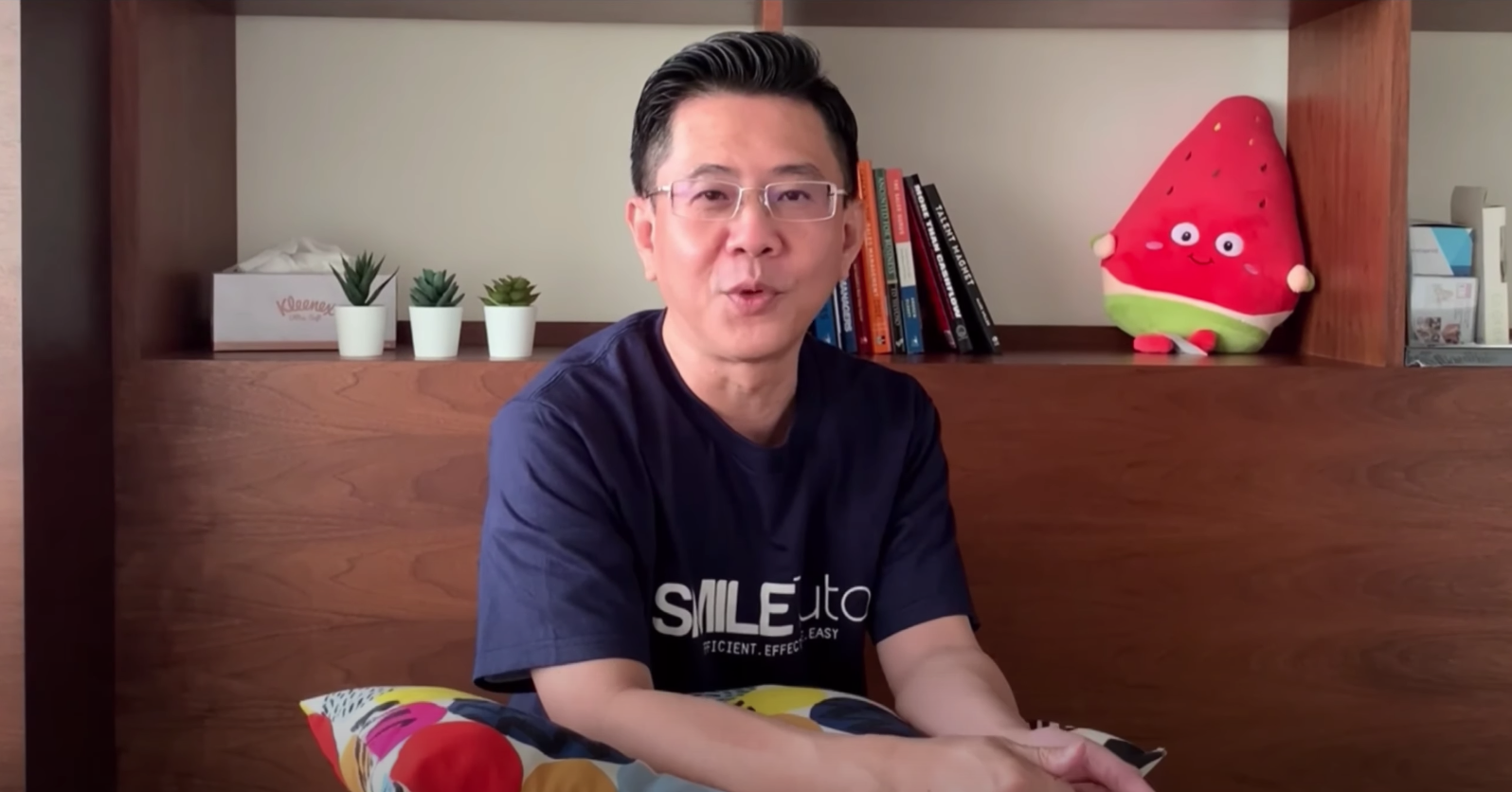 Online tutors in Singapore - SmileTutor
