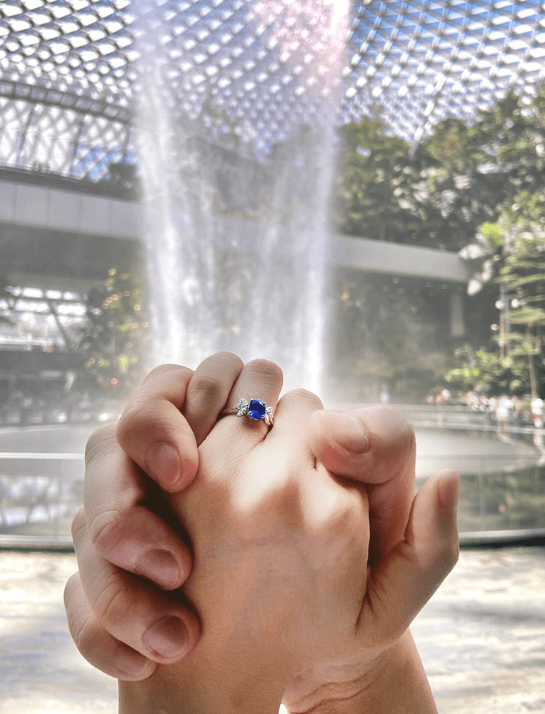 Engagement Rings Singapore - Changi Jewel Proposal
