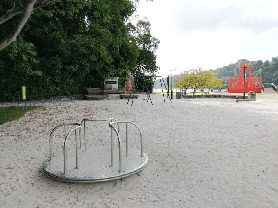 labrador park - playground