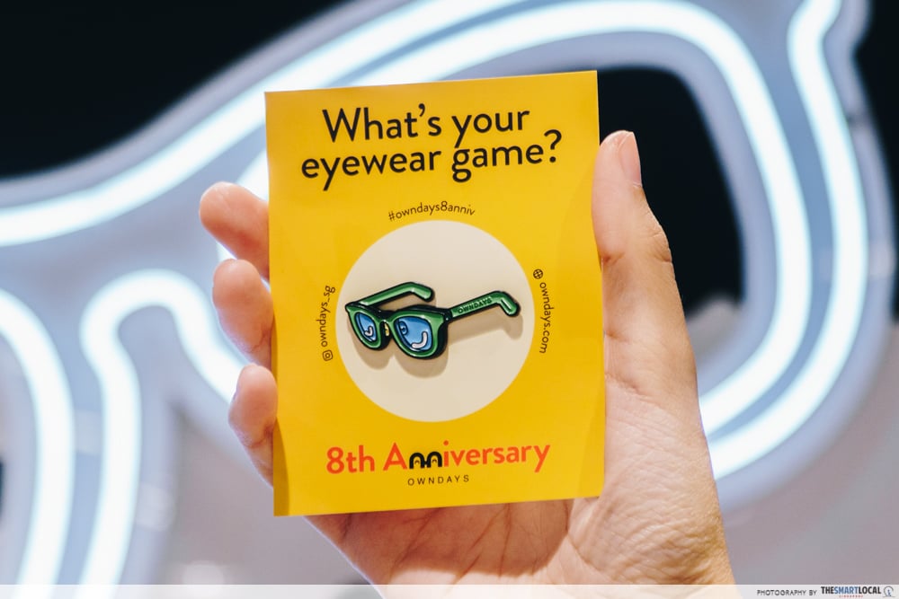 OWNDAYS 8th anniversary enamel pins