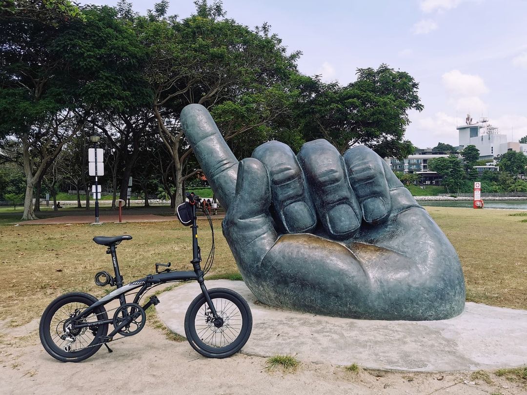 Changi Beach Park Inscription of the Island sculpture