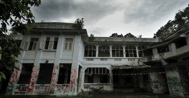 old changi hospital outside