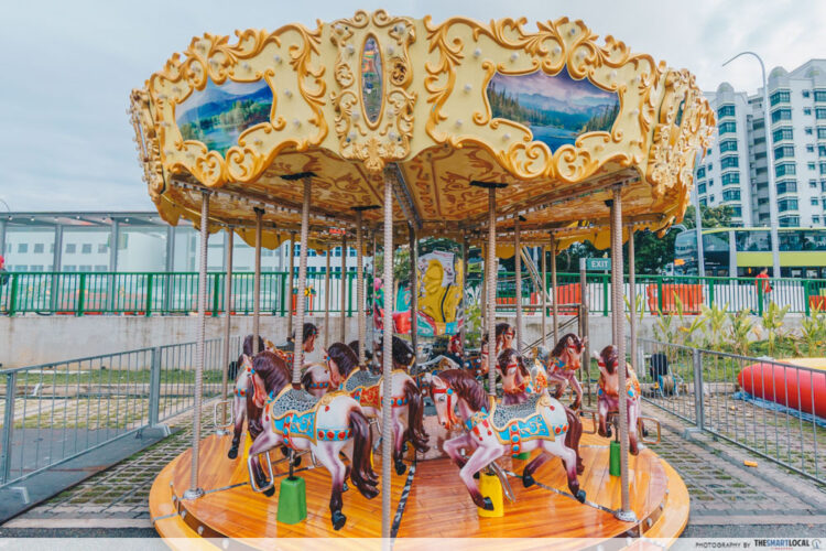 D’Ultimate XCape: New Carnival With Giant Inflatable Water Slide ...