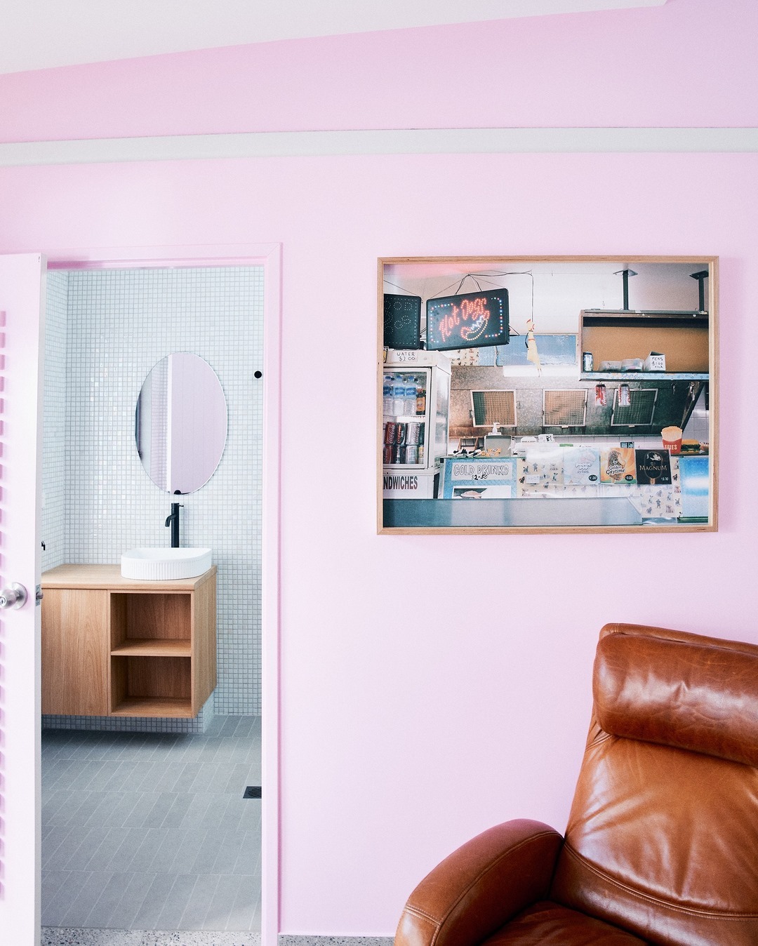 mysa motel pink room