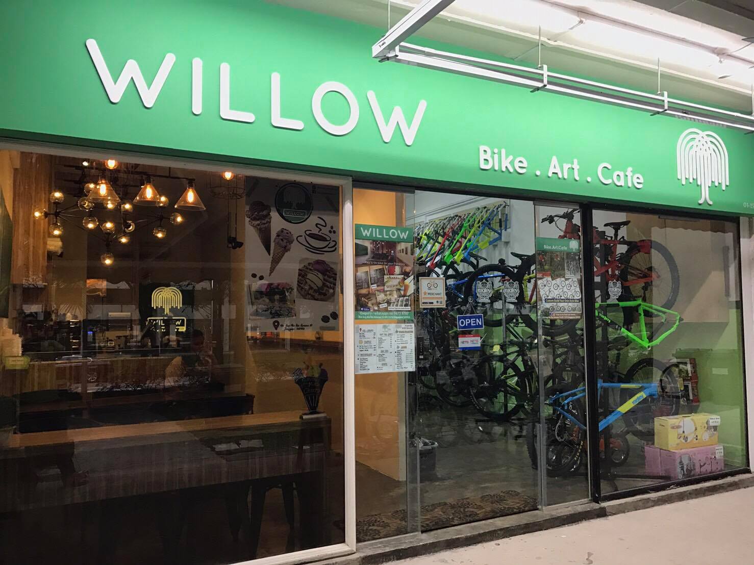 willow bike art cafe