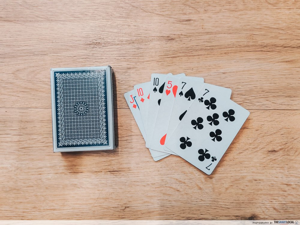 poker card games like blackjack