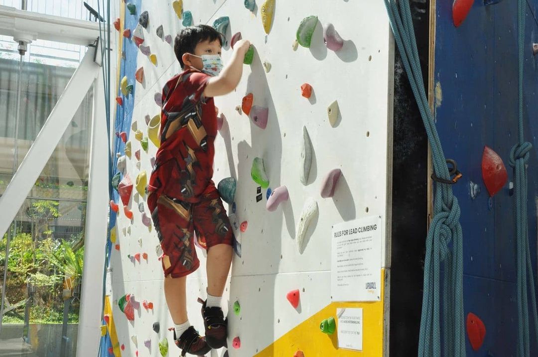 Family-friendly things to do in Singapore - Upwall Climbing