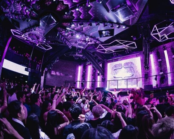 11 Best Clubs In Singapore To Get Lit Till 6am