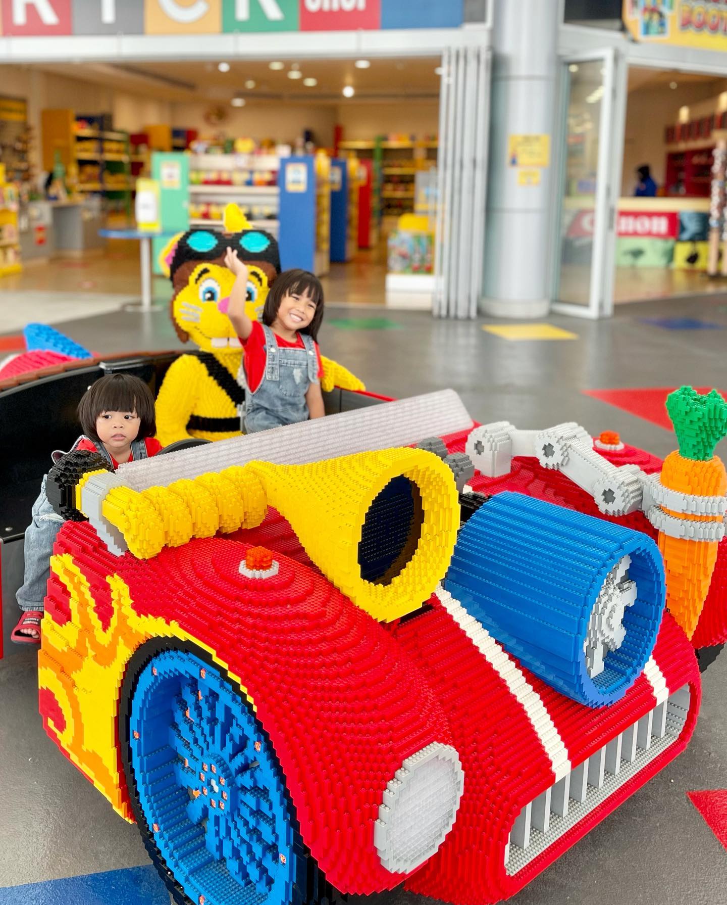 lego toy car with 2 kids at legoland 