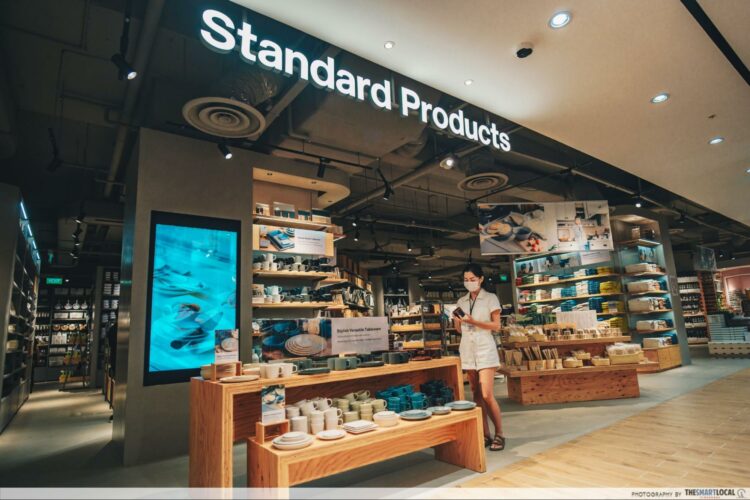 DAISO's Flagship Store At Jurong Point Has Multi Zones & Free Tote Bags