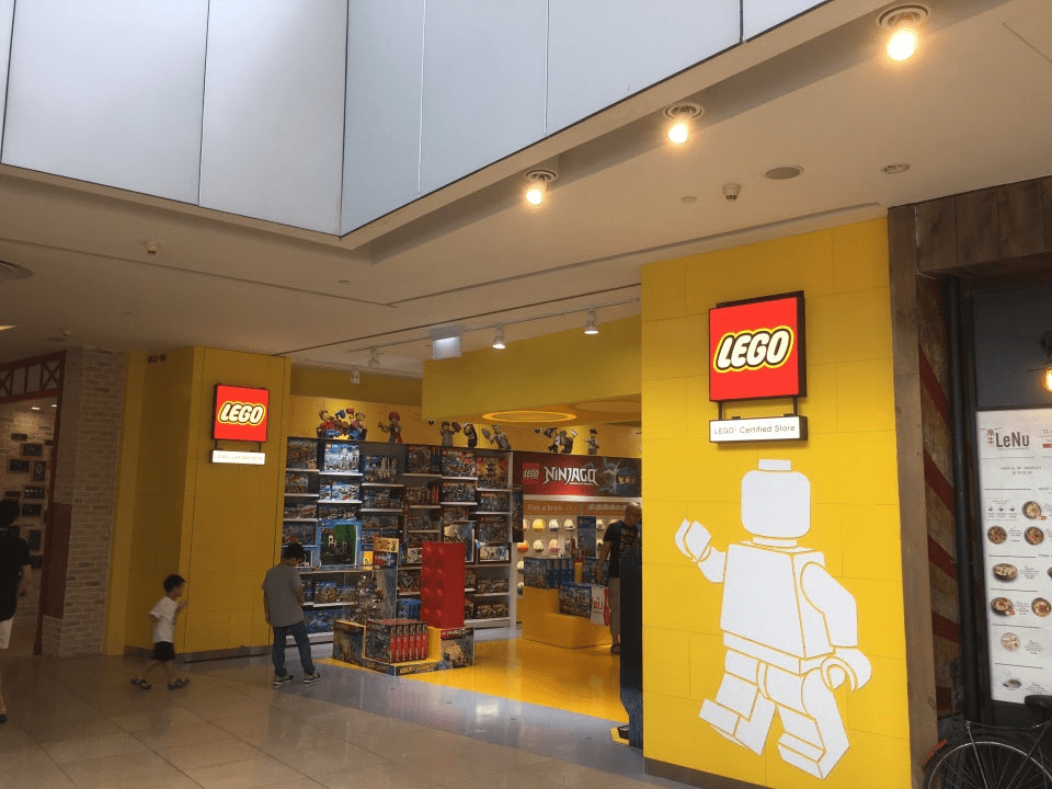 LEGO store vivocity