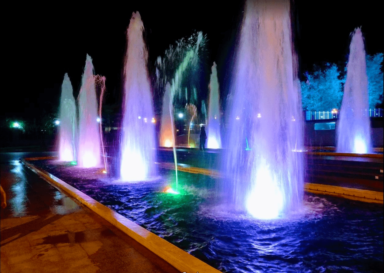 Fountain light show