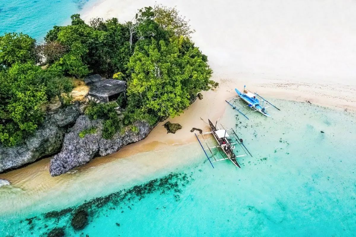 solo travels near singapore boracay philippines island hopping