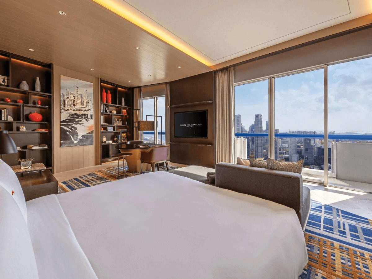 Singapore Hotels With Best F1 Views - swissotel the stamford