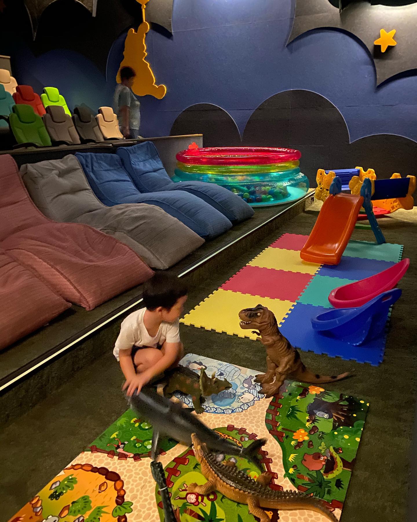 Shaw Theatres Dreamers - play area