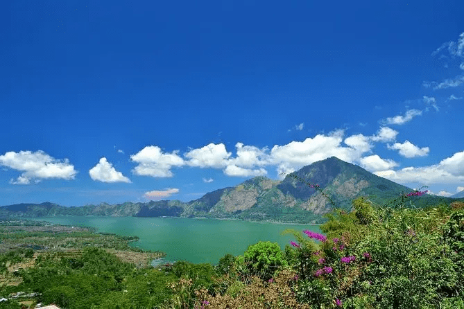 FIJI Water Bali Contest - Kintamani Lake