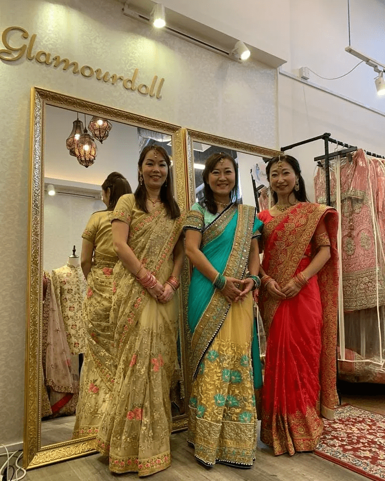 Glamourdoll saris