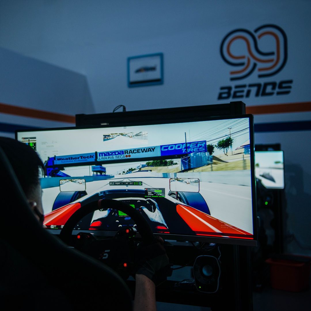 99Bends Simulated racing studio 