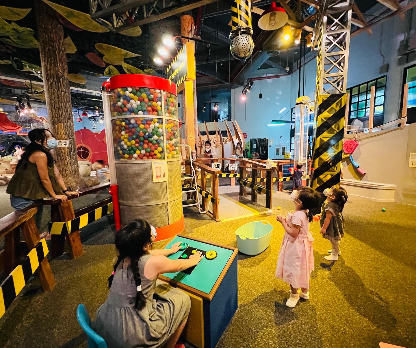 KidsSTOP Science Centre Singapore Exhibits