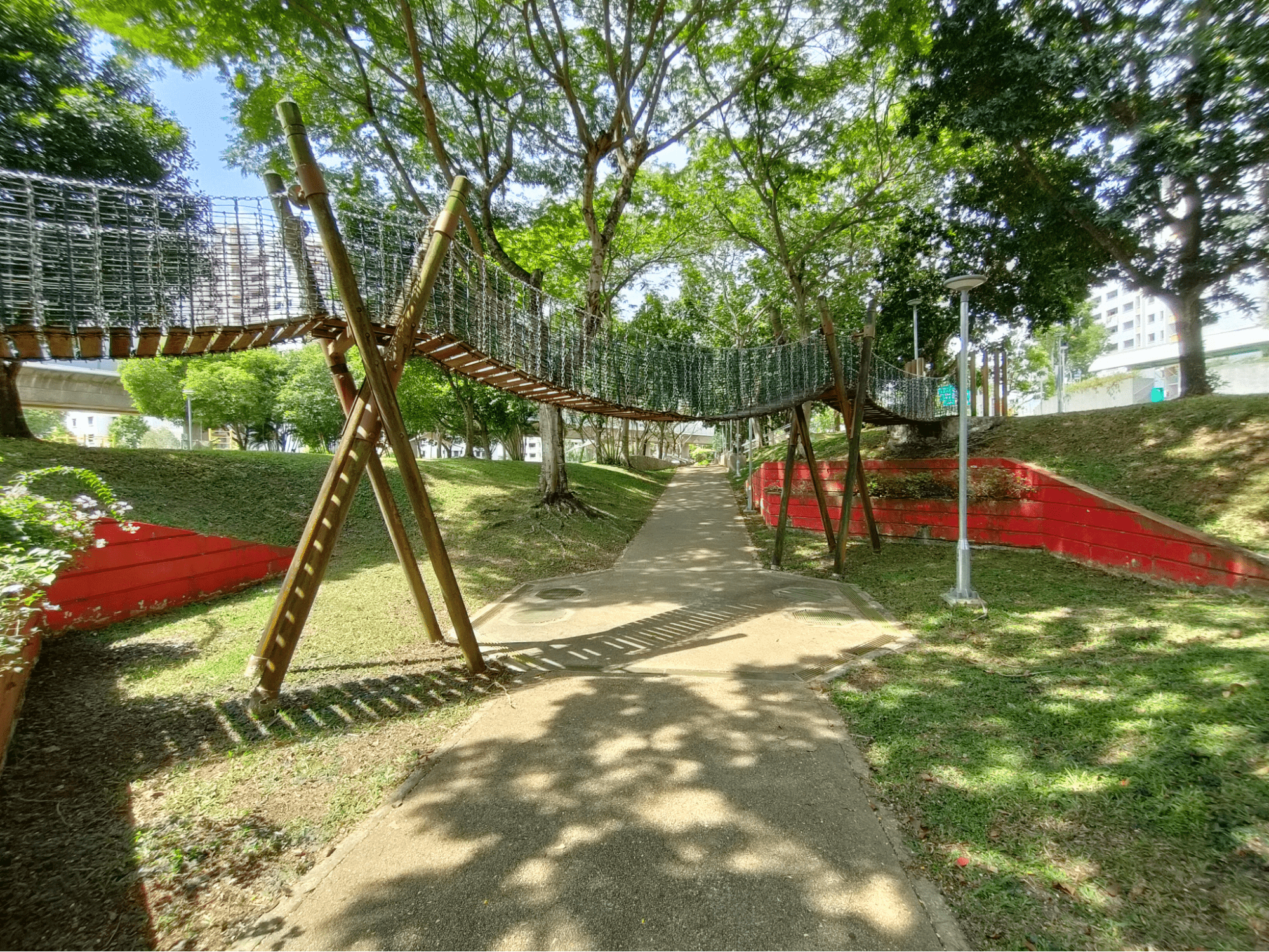 limbang park - suspension bridge
