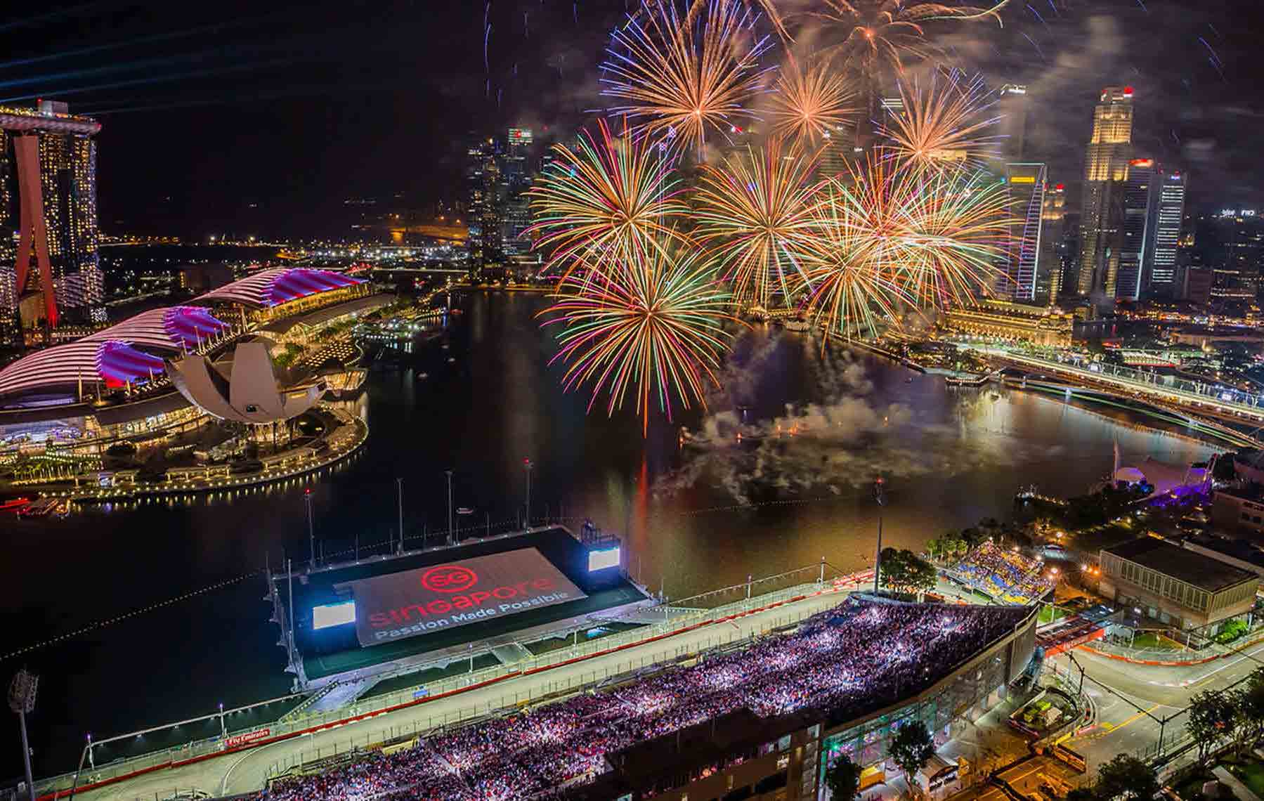 singapore grand prix - fireworks