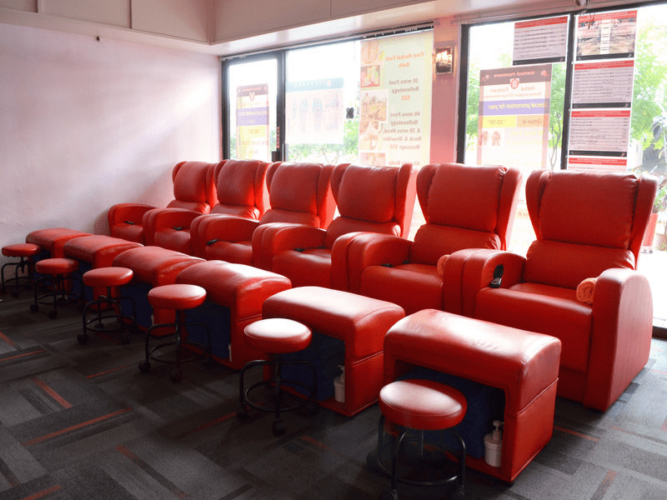 11 HighlyRated Foot Massage & Reflexology Parlours in Singapore