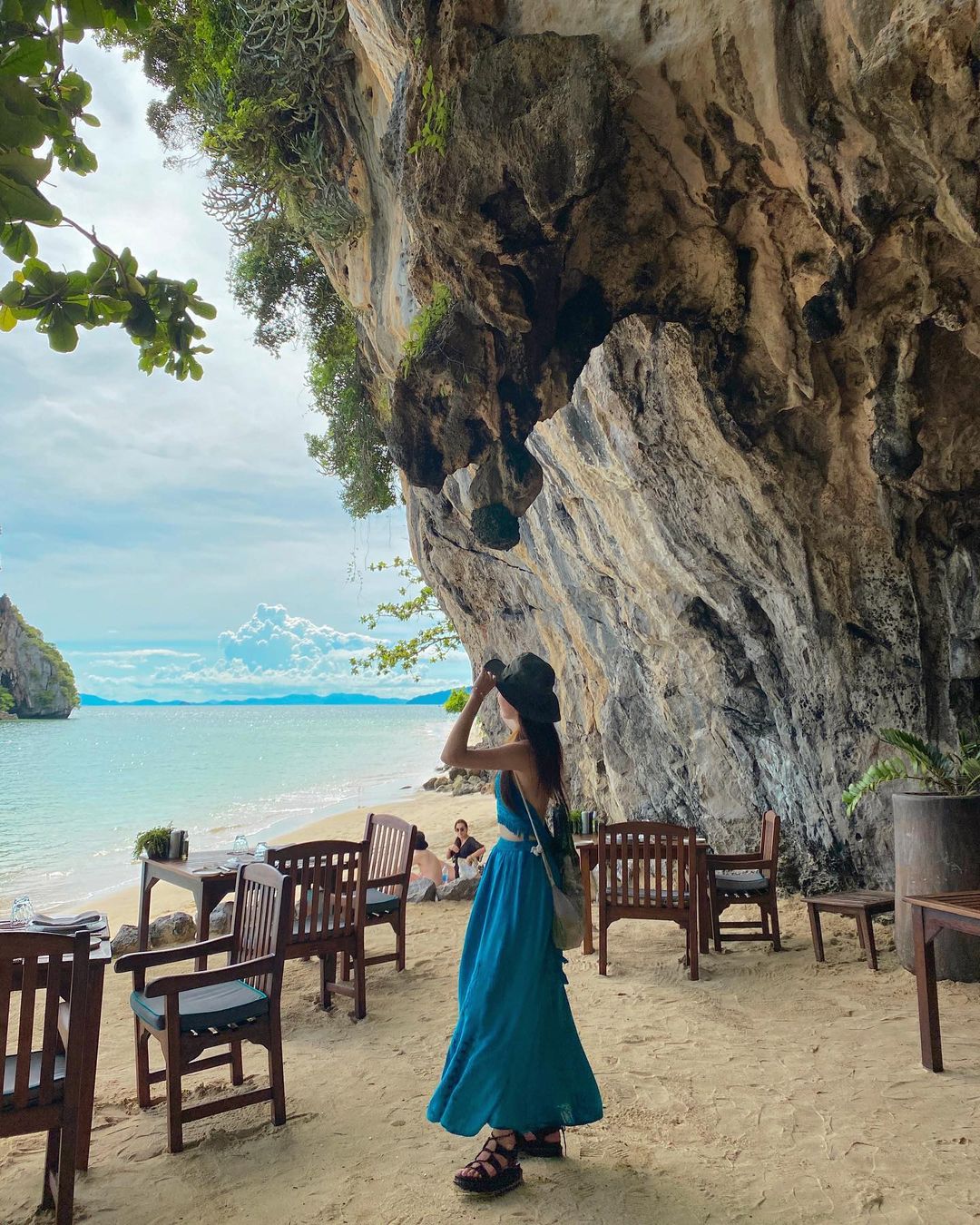 7 Bizzare Foodie Experience The Grotto Limestone Cave Restaurant