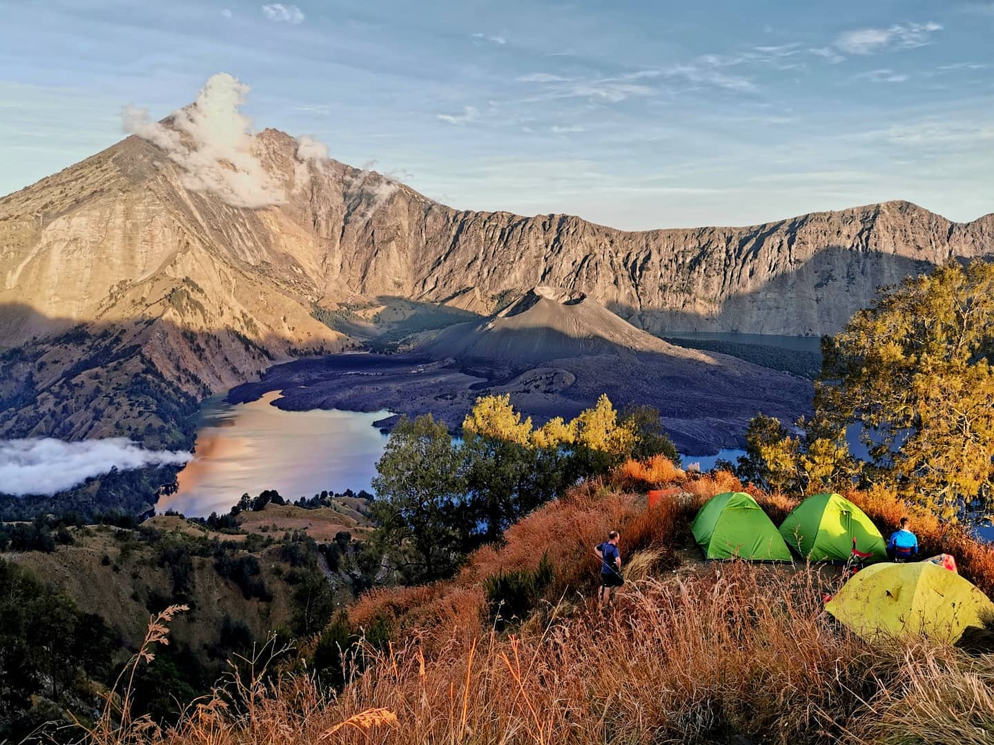 Guide To Trekking Mount Rinjani In Lombok With Pro Tips