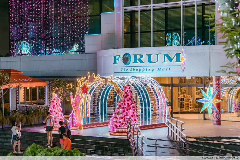 Forum the mall christms lights