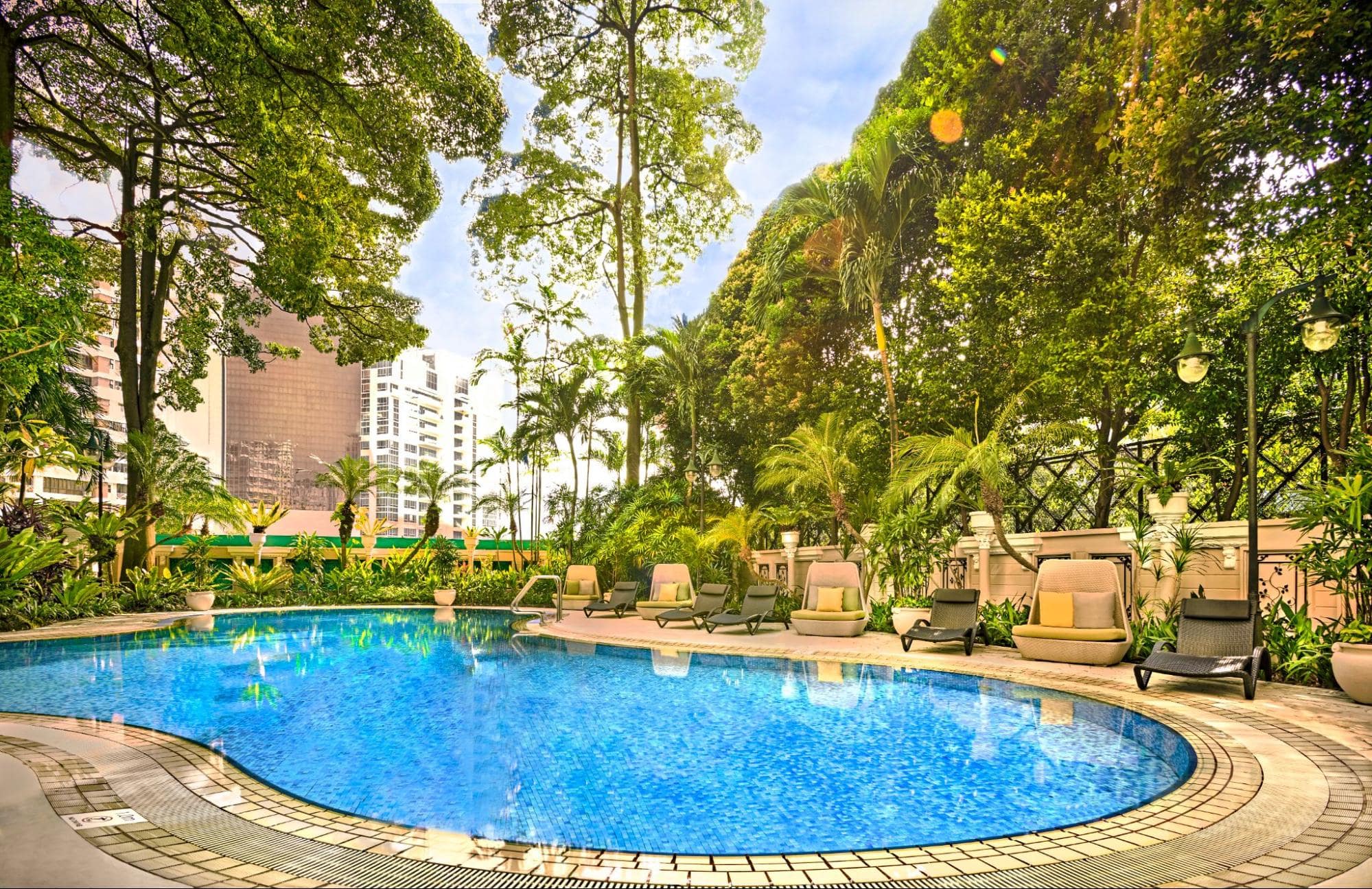 vibe hotel - pool