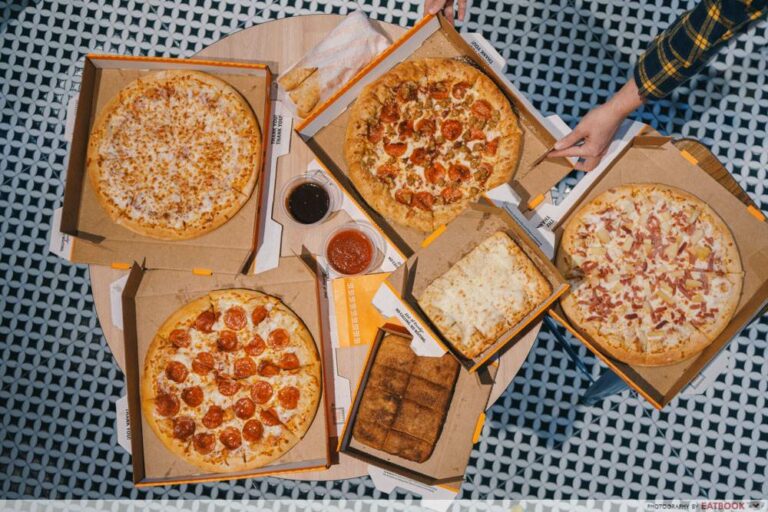 Little Caesars Is Giving Away 5,000 Free Pizzas If You Dress Up In Theme