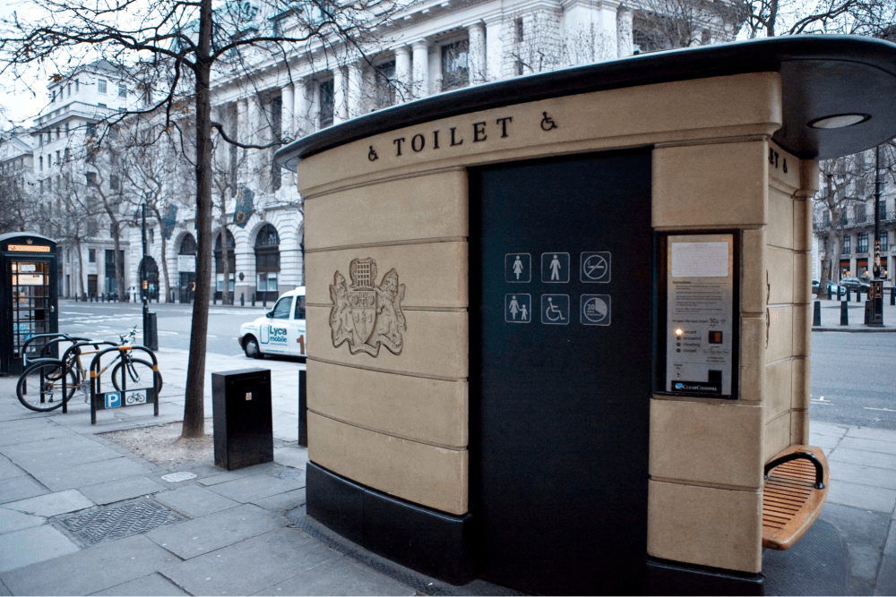London Loo Tours - Strange Attractions