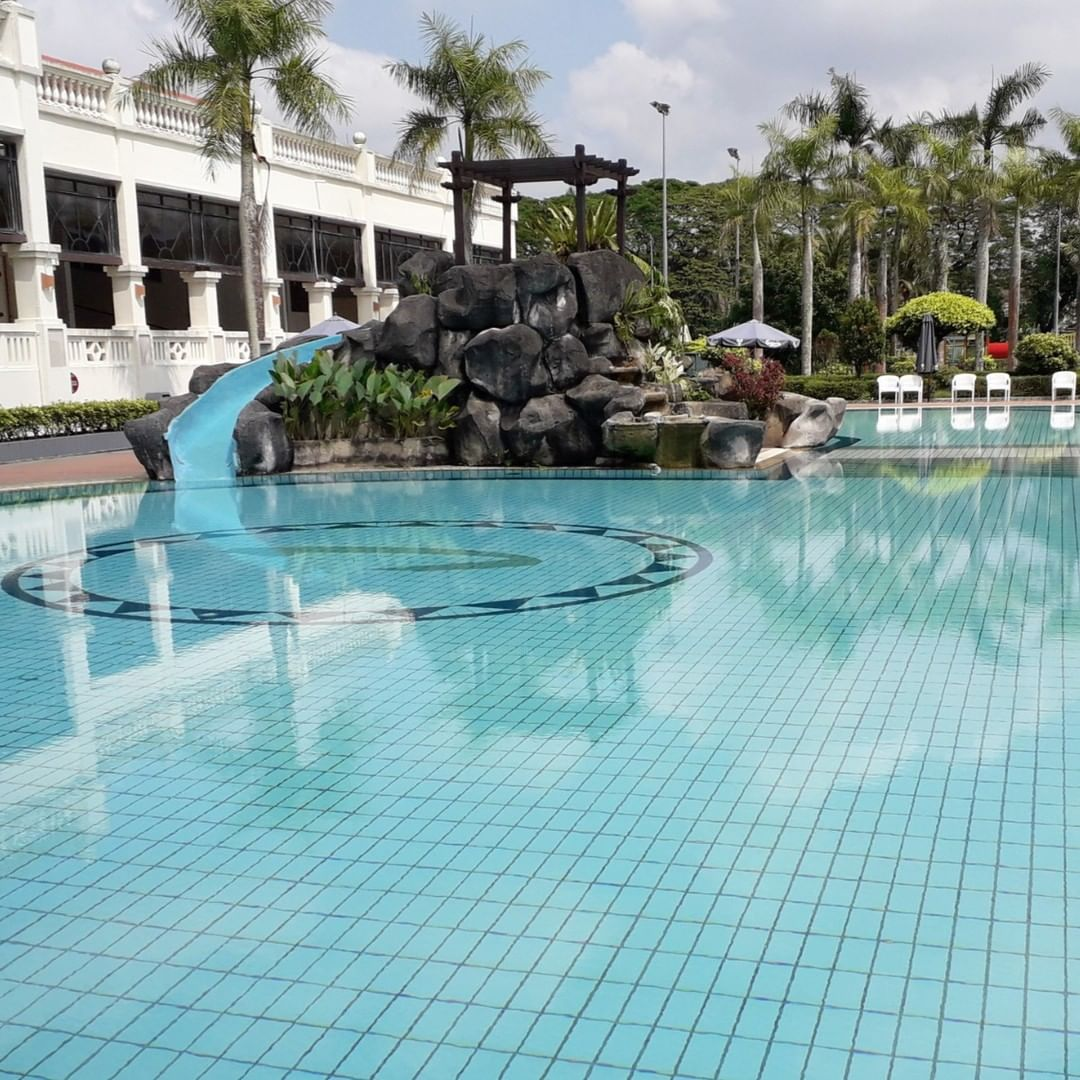 Tanjong Puteri Golf Resort Pool 