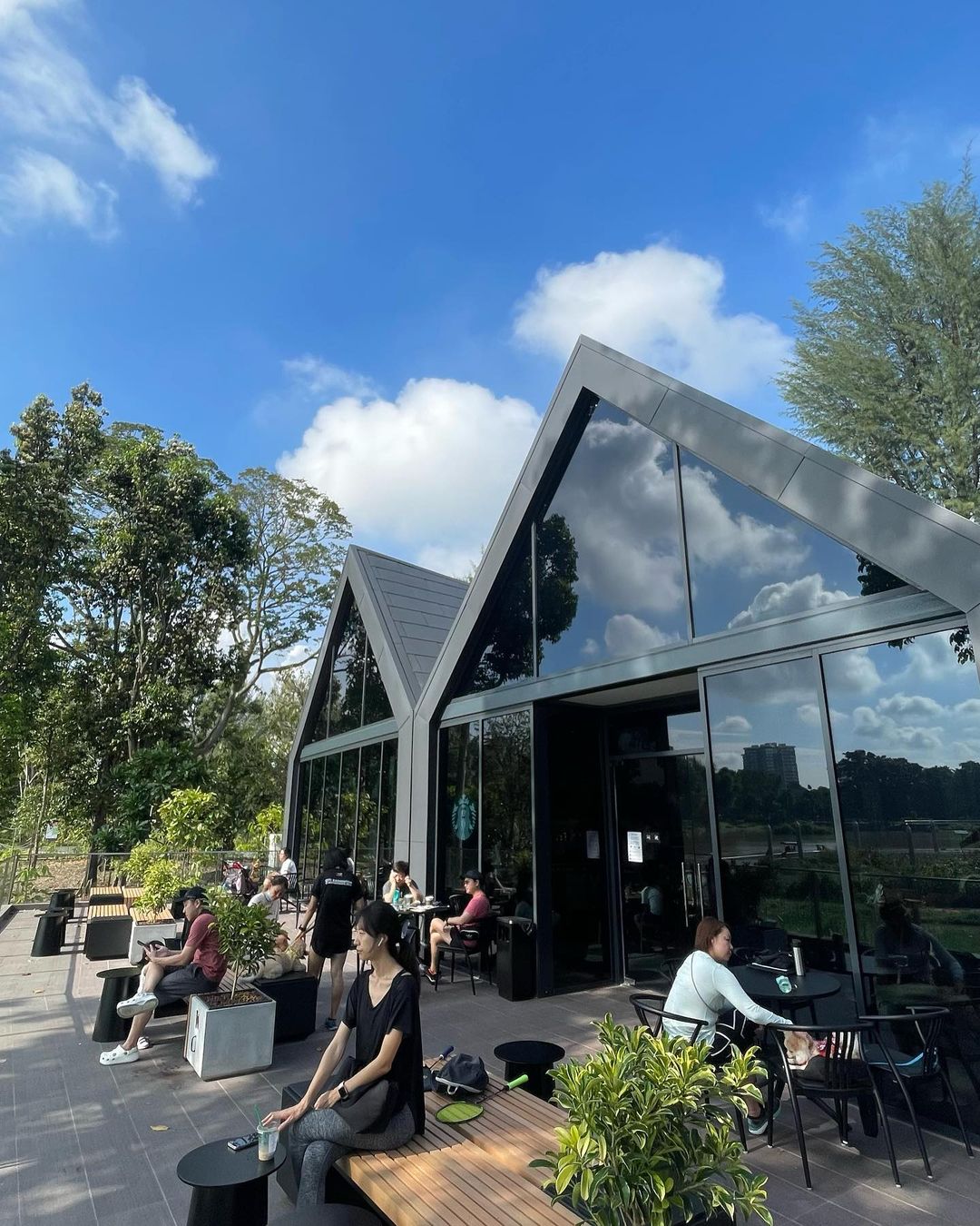 New Cafes & Restaurants Starbucks Jurong Lake Gardens