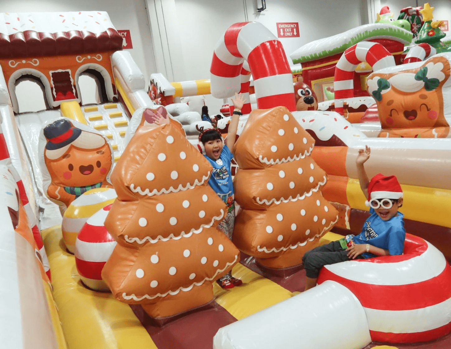 kiztopia bouncy castle charistmas event in singapore