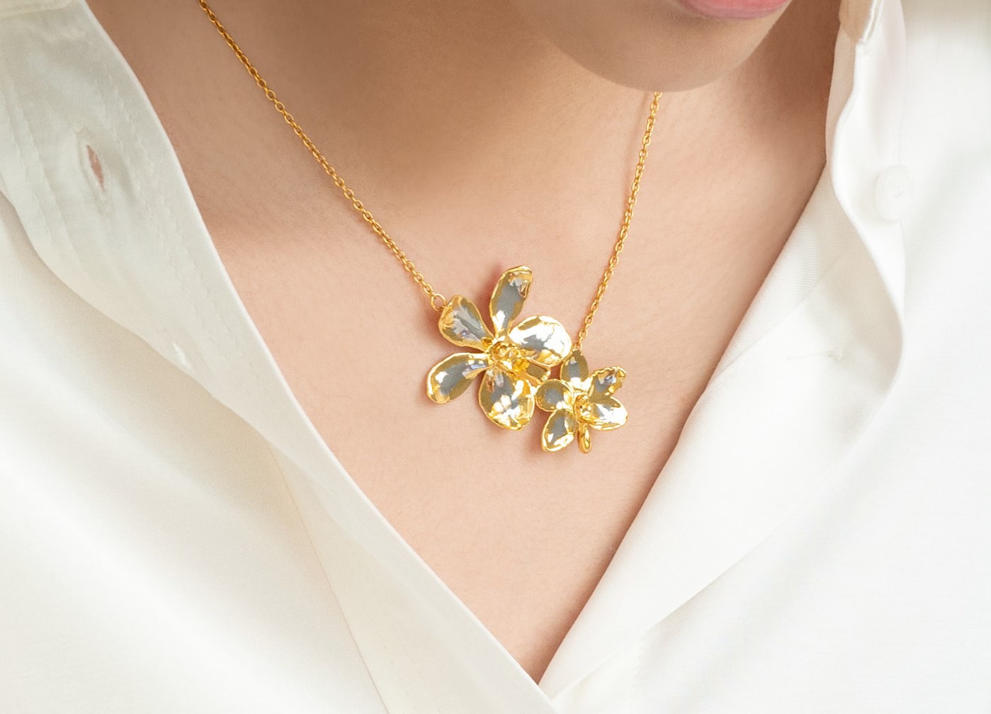 singapore souvenirs - risis necklace