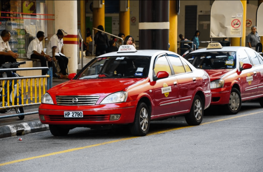 Getting Around KL - Airport Transfers, How To Take KL Trains & Buses