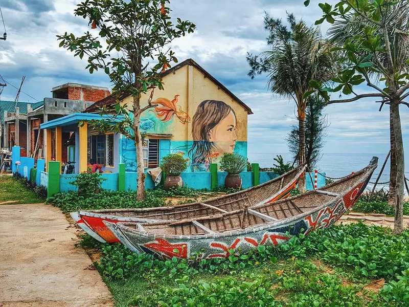 Tam Thanh Beach mural village