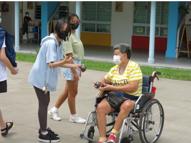 5 Volunteering Date Ideas In Singapore For This Valentine's Day