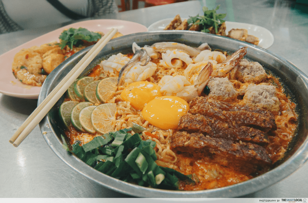 Bangkok Supper Jeh O XXL Tom yum mama noodles